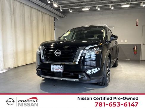 Certified 2023 Nissan Pathfinder Platinum AWD/4WD image 1