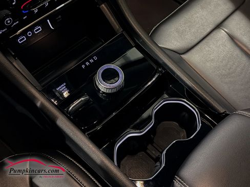 Used 2023 Jeep Grand Cherokee Limited w/ Black Appearance Package image 28