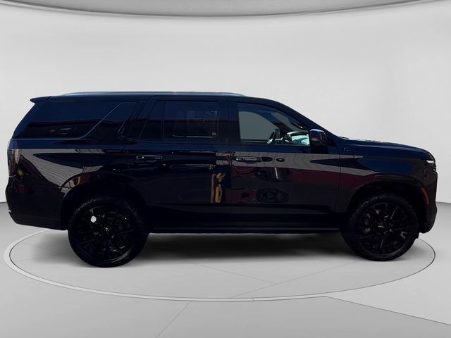 Used 2025 Chevrolet Tahoe High Country AWD/4WD image 6
