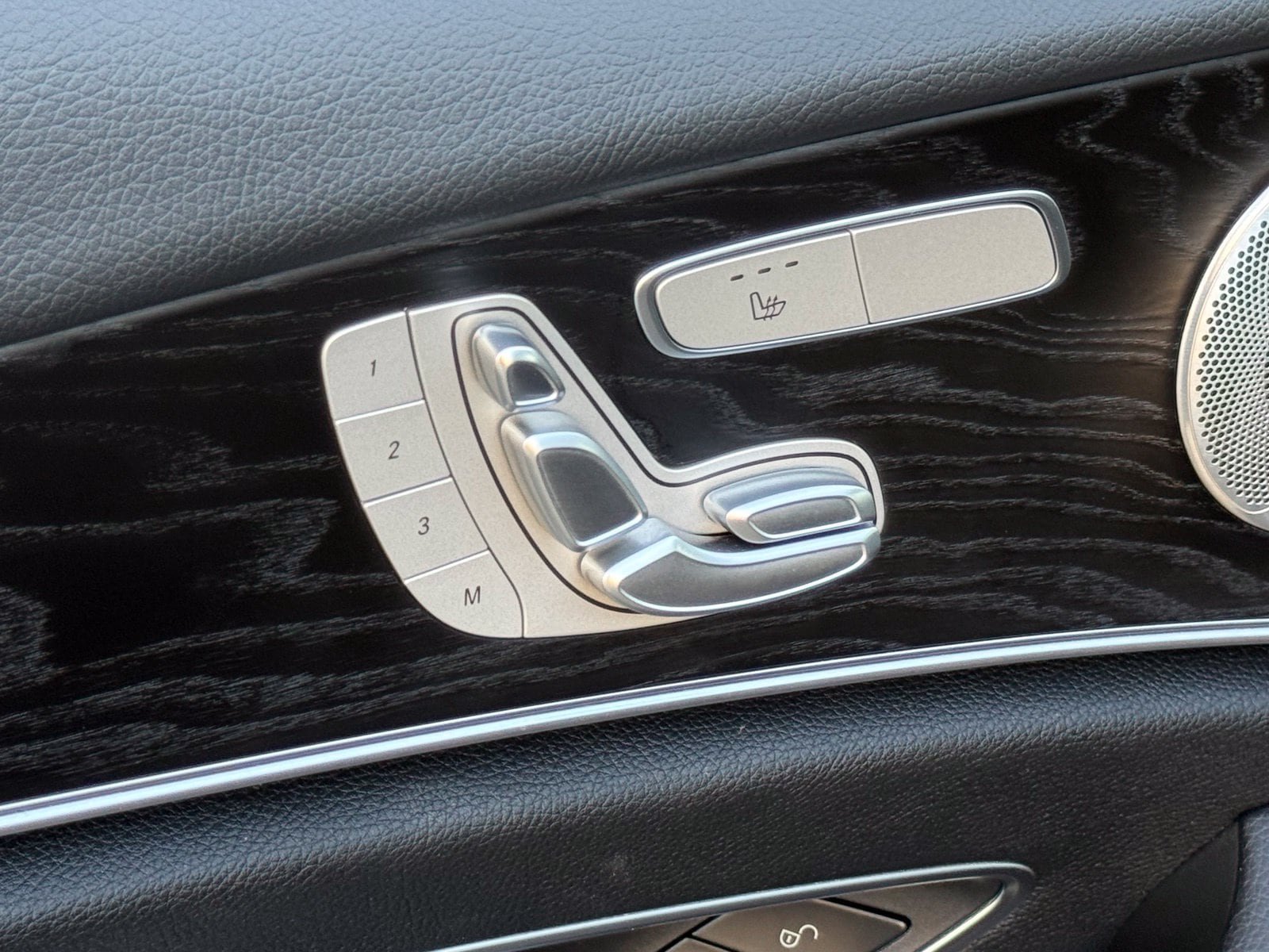 Used 2023 Mercedes-Benz E 350 Sedan image 22