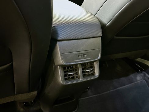 Used 2025 Chevrolet Equinox LT w/ Convenience Package II image 28