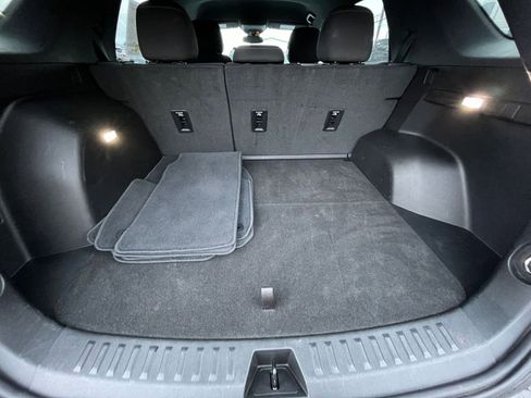 Used 2025 Chevrolet Equinox LT image 31