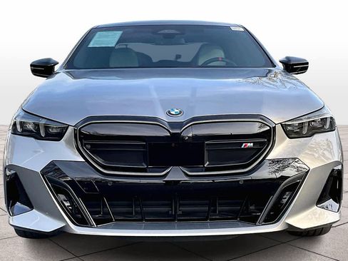 Used 2024 BMW i5 M60 w/ Executive Package image 3