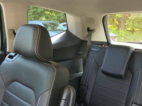 Used 2022 Volkswagen Atlas SEL Premium AWD/4WD image 35