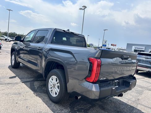 Used 2026 Toyota Tundra SR5 w/ SR5 Convenience Package AWD/4WD image 3