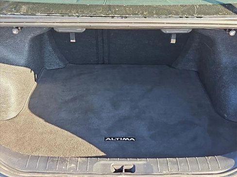 Used 2025 Nissan Altima 2.5 SV image 6