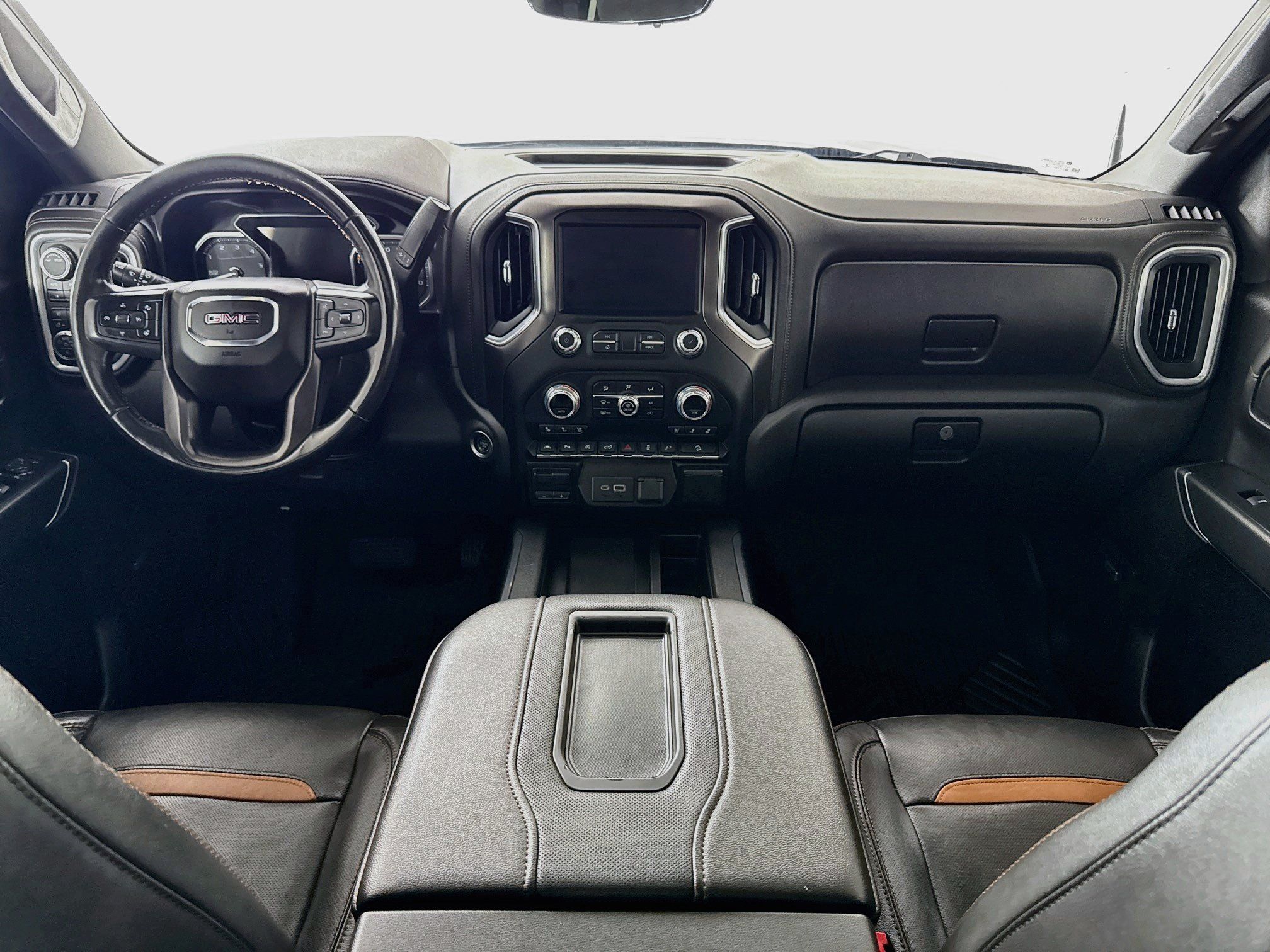 Used 2020 GMC Sierra 1500 AT4 w/ AT4 Premium Package AWD/4WD image 3
