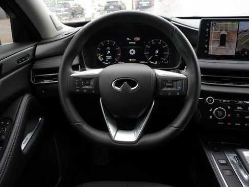 Certified 2026 INFINITI QX60 Luxe w/ Cargo Package AWD/4WD image 9