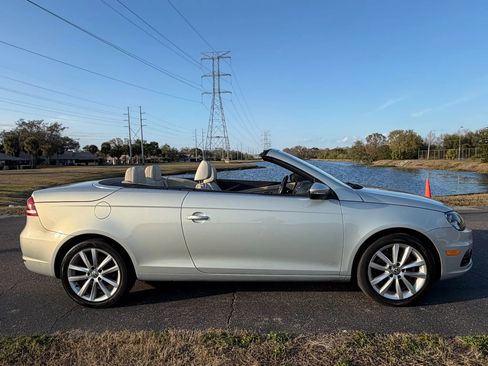 Used 2012 Volkswagen Eos Komfort image 4