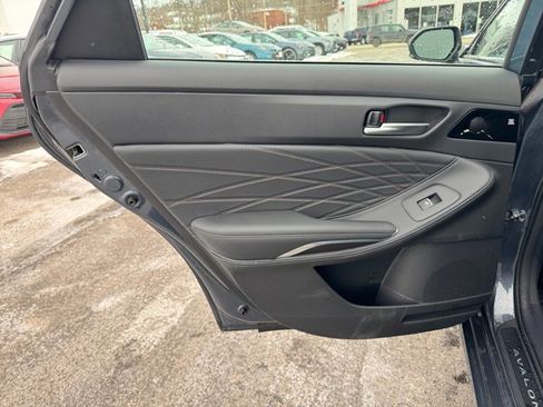 Certified 2021 Toyota Avalon Limited w/ Advanced Safety Package image 26