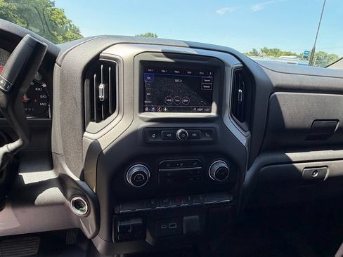 Used 2025 Chevrolet Silverado 2500 W/T w/ WT Convenience Package AWD/4WD image 14