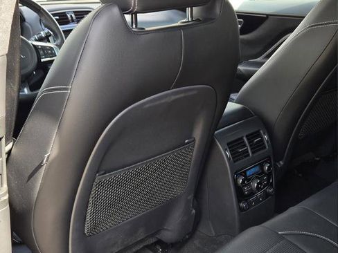 Used 2020 Jaguar F-PACE S image 23