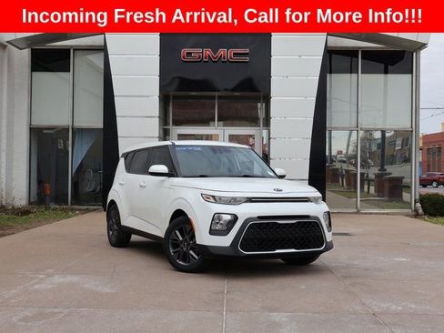 Used 2021 Kia Soul EX image 1
