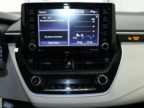 Used 2022 Toyota Corolla LE FWD image 20
