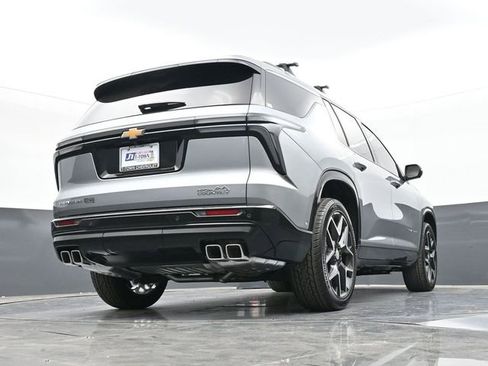 New 2025 Chevrolet Traverse High Country FWD image 47