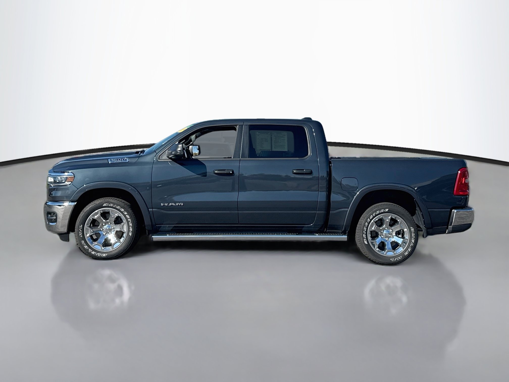Used 2025 RAM 1500 Big Horn AWD/4WD image 4