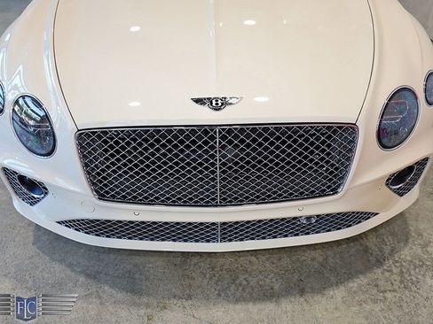 Used 2022 Bentley Continental GT AWD/4WD image 53