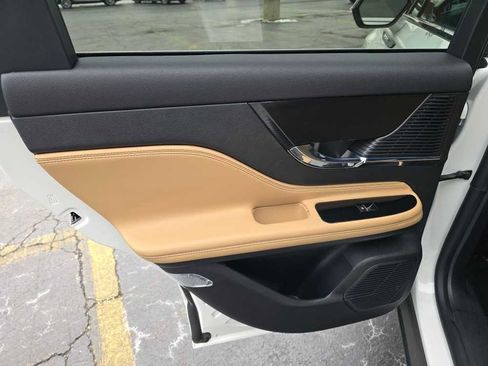 Used 2022 Lincoln Corsair Reserve w/ Elements Package image 29