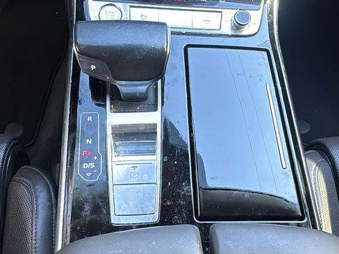 Used 2019 Audi A8 L 3.0T w/ Luxury Package image 21
