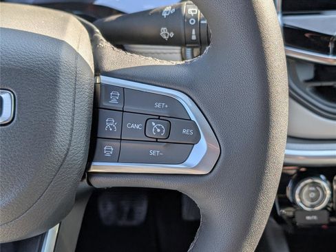 New 2026 Jeep Compass Limited AWD/4WD image 18