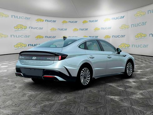 New 2025 Hyundai Sonata Limited image 8
