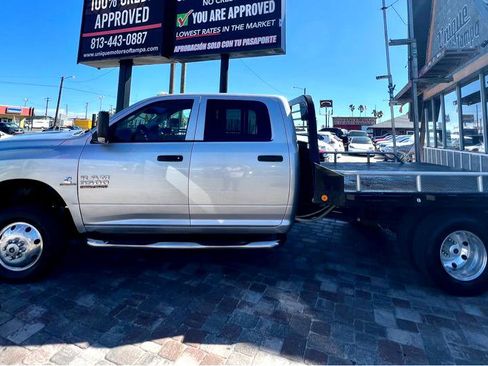 Used 2014 RAM 3500 Tradesman w/ Chrome Appearance Group image 5
