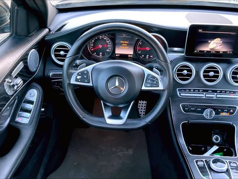 Used 2017 Mercedes-Benz C 300 Sedan image 5