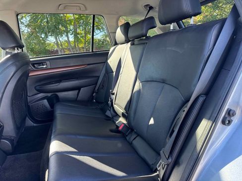 Used 2014 Subaru Outback 2.5i Limited w/ Moonroof Package image 25