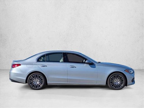 Used 2024 Mercedes-Benz C 300 4MATIC Sedan image 4