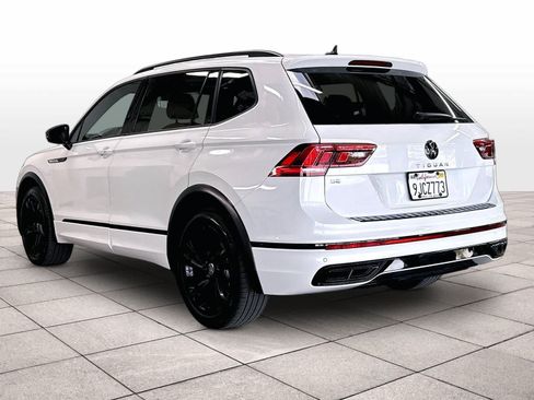 Used 2023 Volkswagen Tiguan SE R-Line FWD image 7