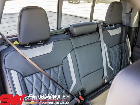 Used 2025 Chevrolet Silverado 1500 RST AWD/4WD image 24