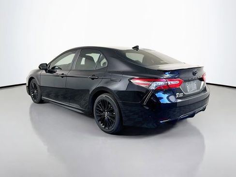 Certified 2019 Toyota Camry SE FWD image 4