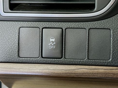 Used 2017 Toyota Camry LE w/ Protection Package (Q2) FWD image 16