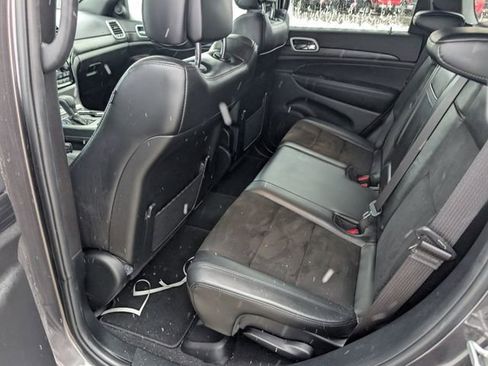 Used 2020 Jeep Grand Cherokee Altitude image 13