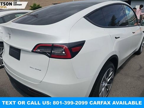 Used 2023 Tesla Model Y Long Range AWD/4WD image 4