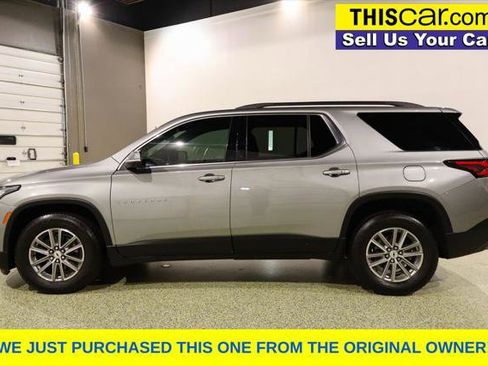 Used 2023 Chevrolet Traverse LT image 4