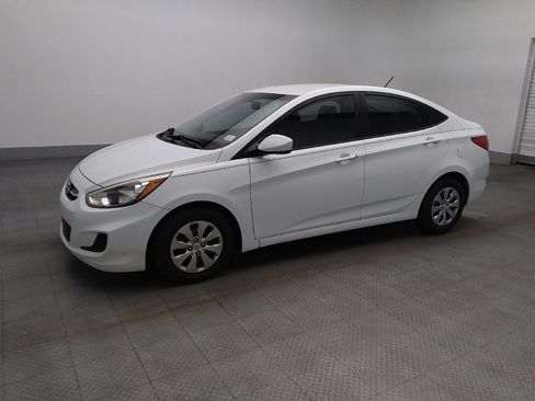Used 2016 Hyundai Accent SE w/ Option Group 02 image 2