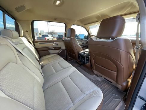 Used 2020 RAM 1500 Laramie image 26