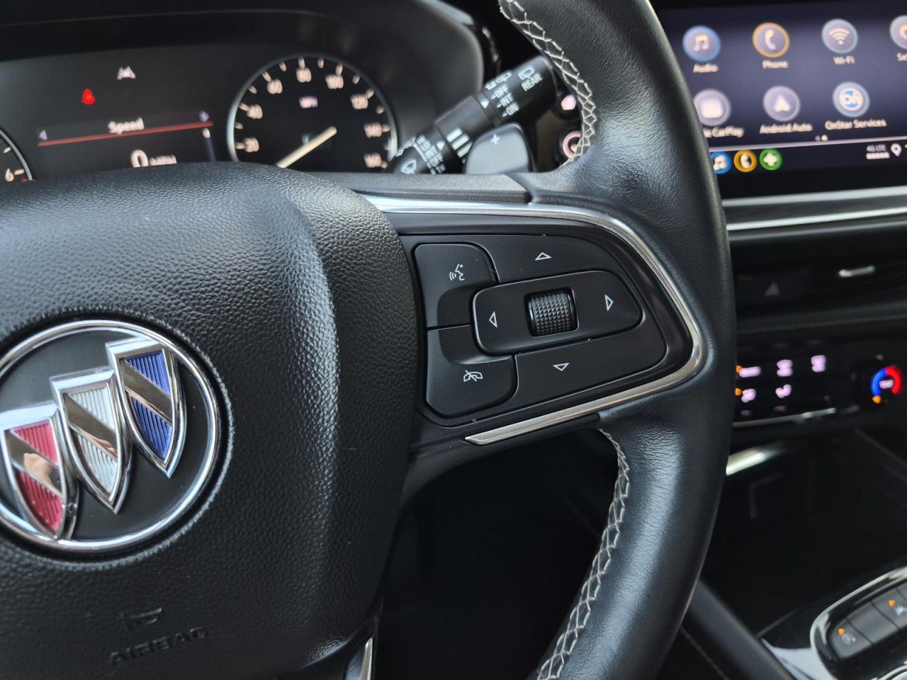 Certified 2023 Buick Envision Preferred FWD image 18