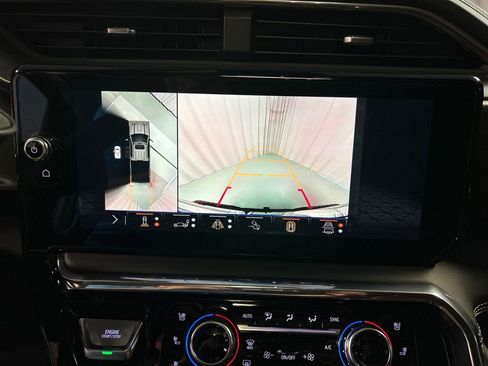 Used 2025 GMC Sierra 3500 Denali Ultimate image 18