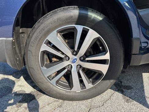 Used 2019 Subaru Outback 2.5i Limited AWD/4WD image 27