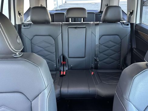 New 2026 Volkswagen Atlas SE image 14