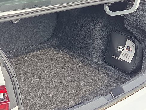 Used 2019 Volkswagen Jetta FWD image 8