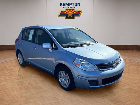 Used 2011 Nissan Versa 1.8 S w/ Plus Pkg image 8