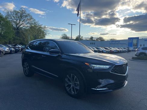 Used 2024 Acura MDX SH-AWD w/ Technology Package image 14