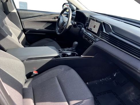Certified 2025 Toyota Camry LE image 20