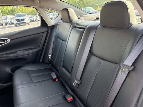 Used 2015 Nissan Sentra SR w/ SR Premium Package image 13