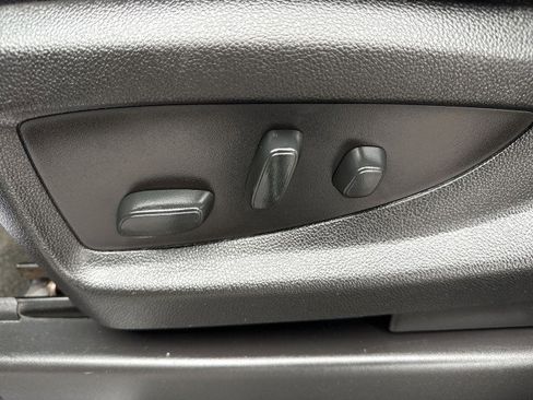 Used 2018 Chevrolet Suburban LT w/ Z71 Midnight Edition image 14