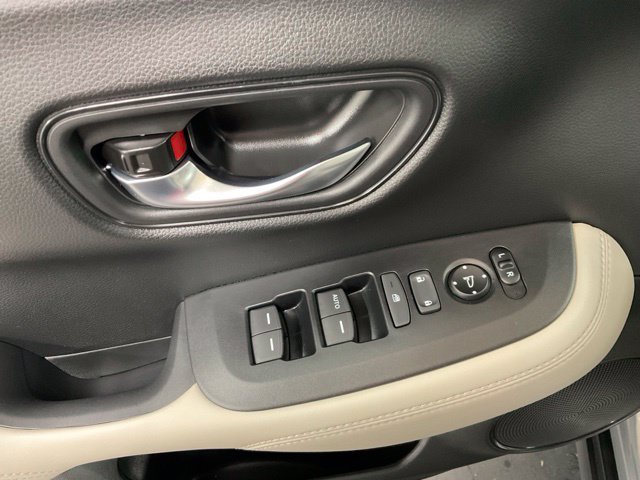 Certified 2026 Honda HR-V LX image 28