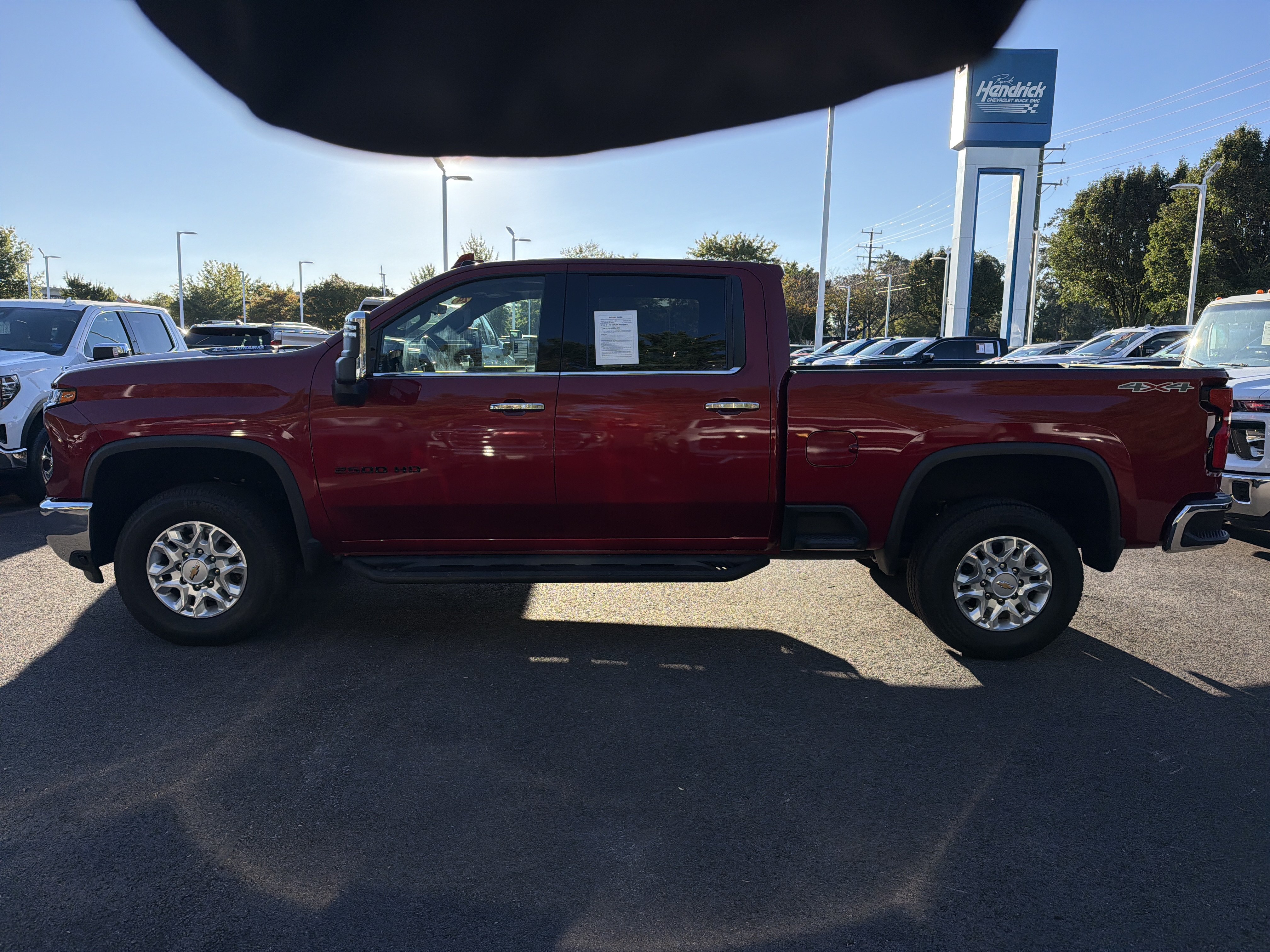 Used 2024 Chevrolet Silverado 2500 LTZ w/ LTZ Plus Package AWD/4WD image 7